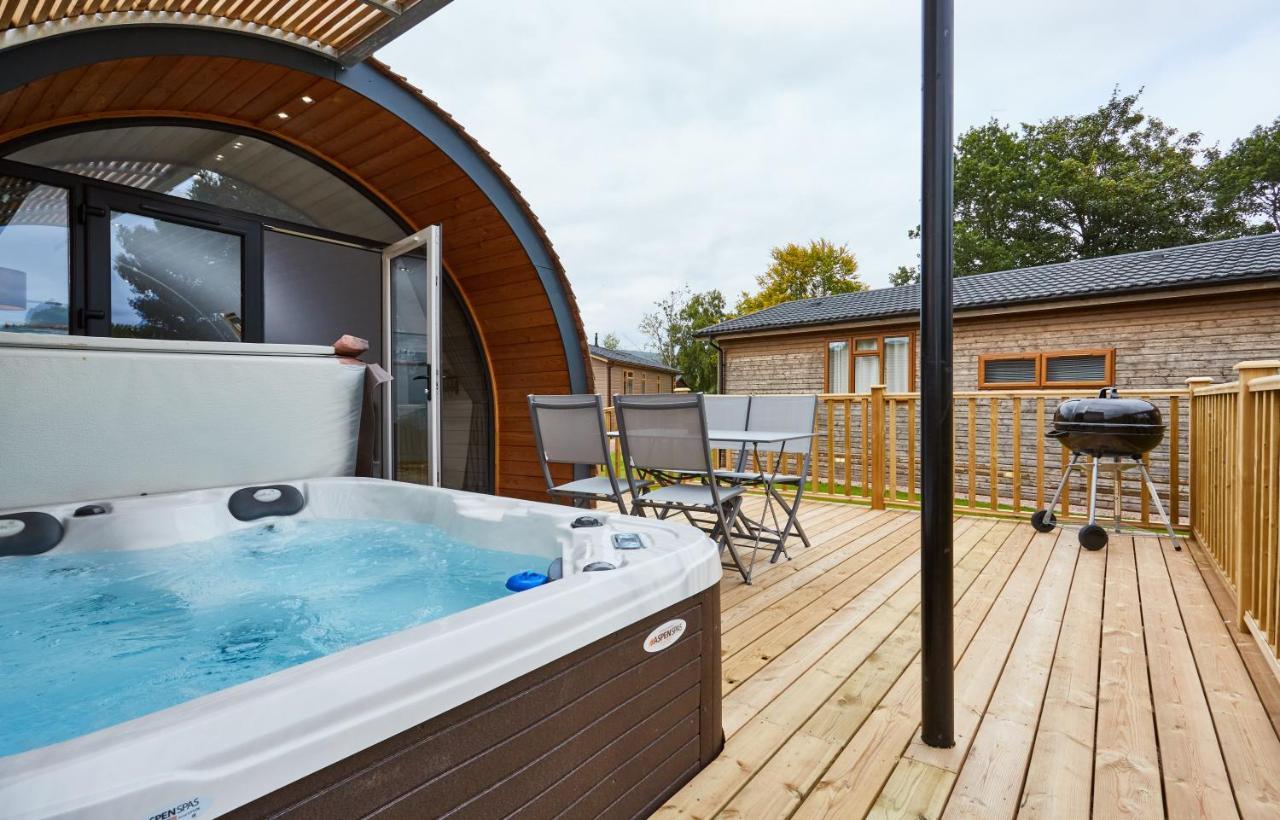 Braidhaugh Holiday Lodge And Glamping Park Crieff Buitenkant foto