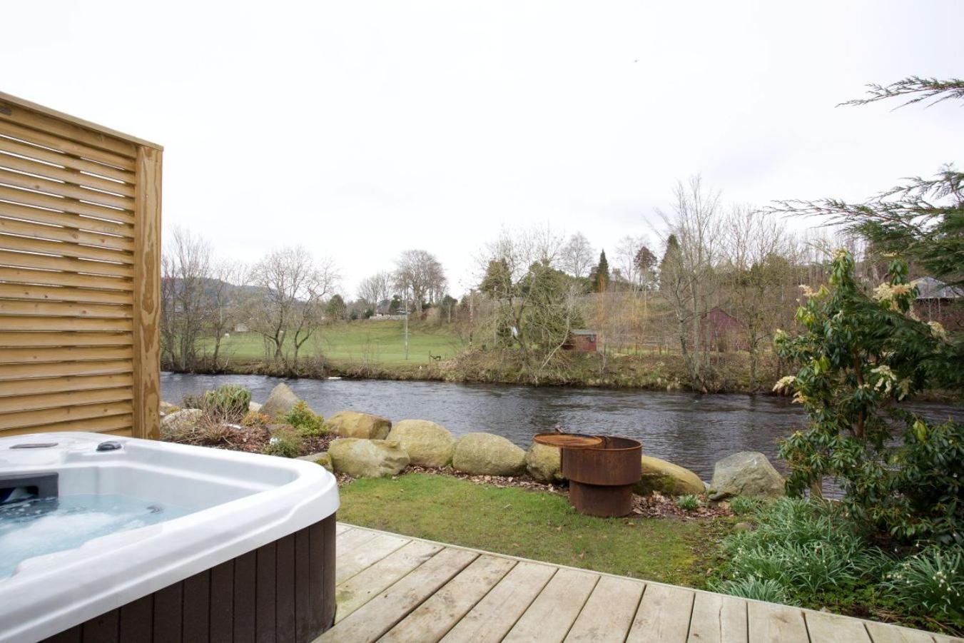 Braidhaugh Holiday Lodge And Glamping Park Crieff Buitenkant foto